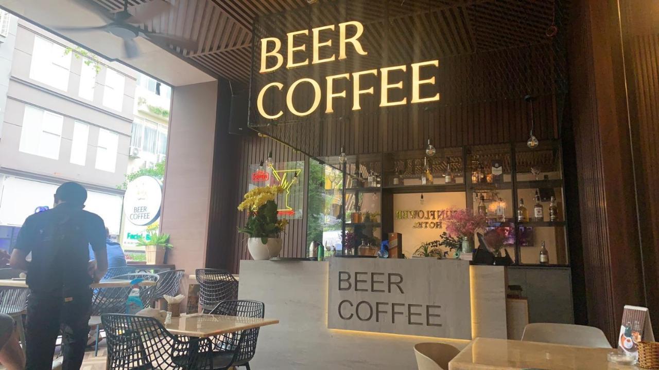 Sunflower Luxury Hotel Ho Chi Minh City Bagian luar foto