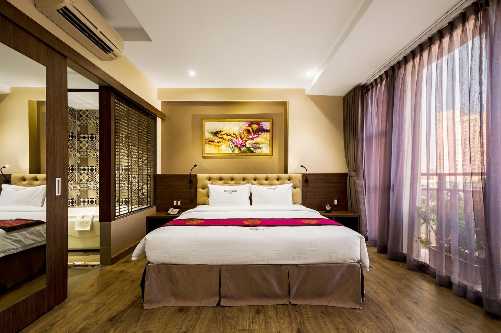 Sunflower Luxury Hotel Ho Chi Minh City Bagian luar foto