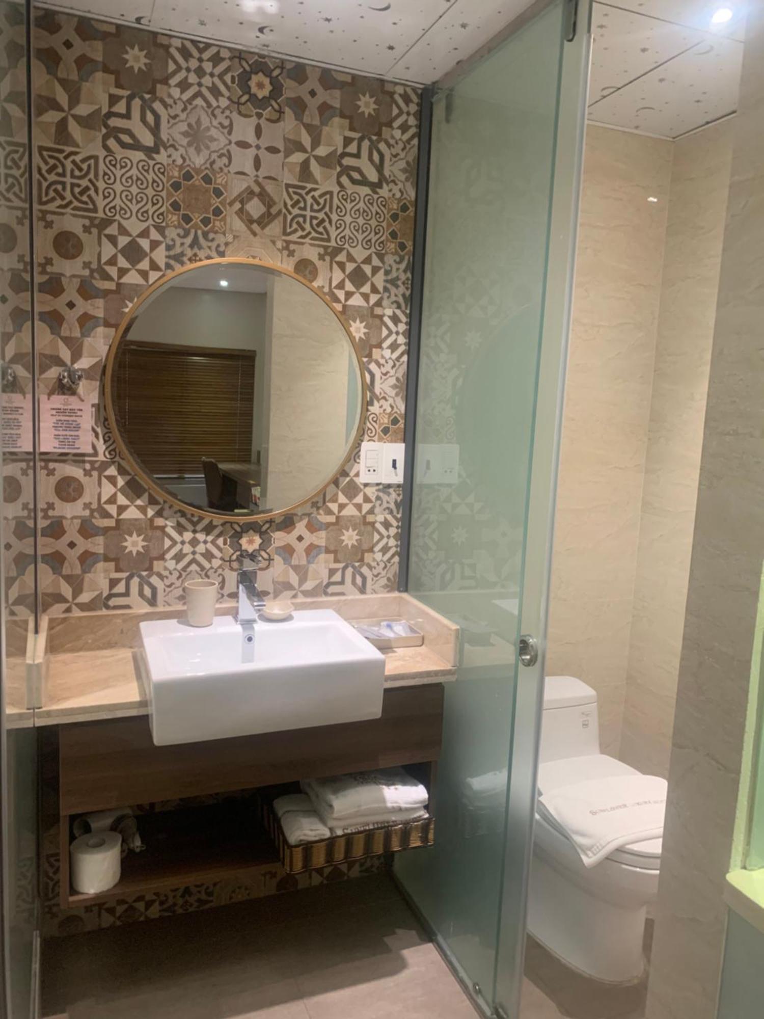 Sunflower Luxury Hotel Ho Chi Minh City Bagian luar foto