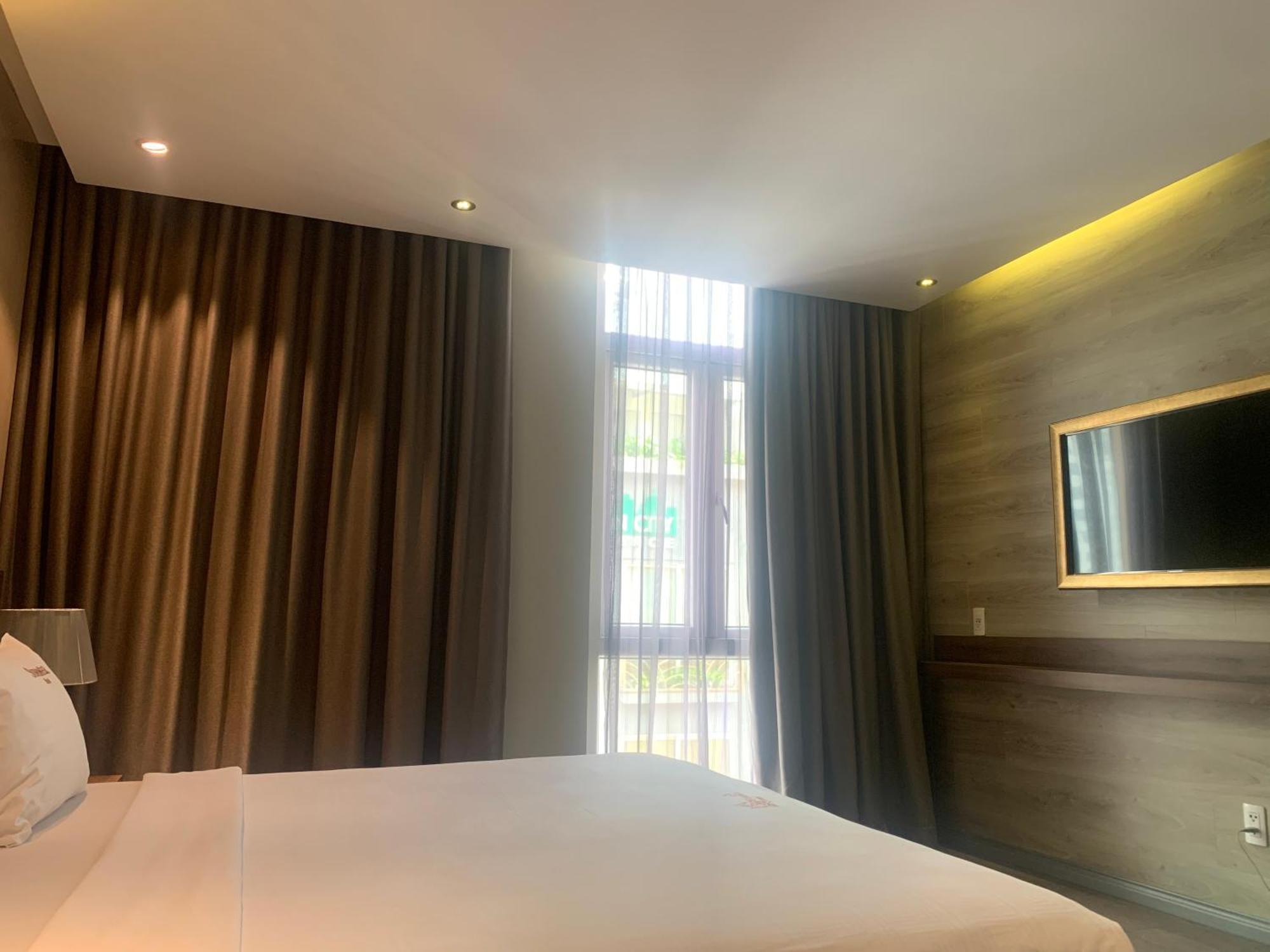 Sunflower Luxury Hotel Ho Chi Minh City Bagian luar foto